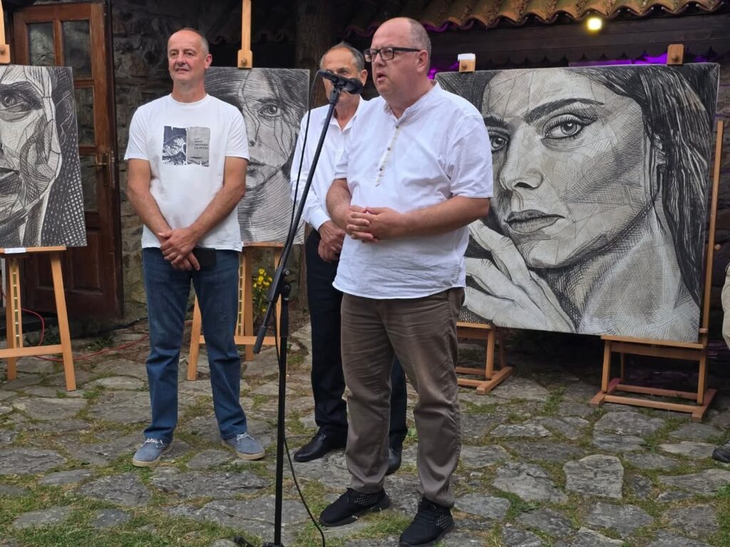 Otvorena izložba slika Željka Madžgalja