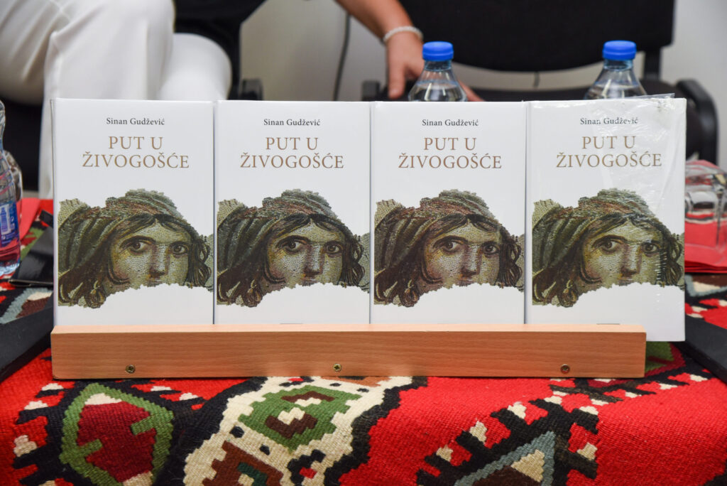 Promovisan ”Put u Živogošće” Sinana Gudževića